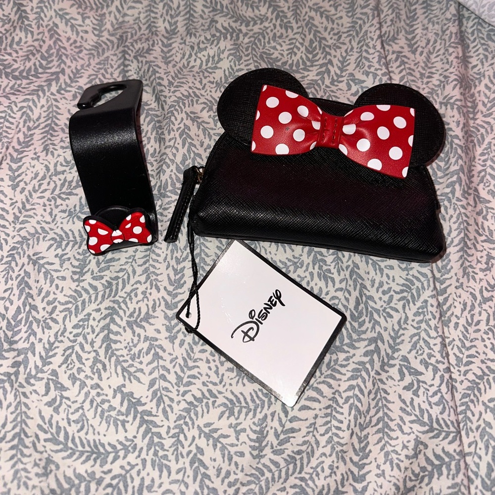 Minnie Mouse coin purse from Primark and car headrest hook with Minnie bow